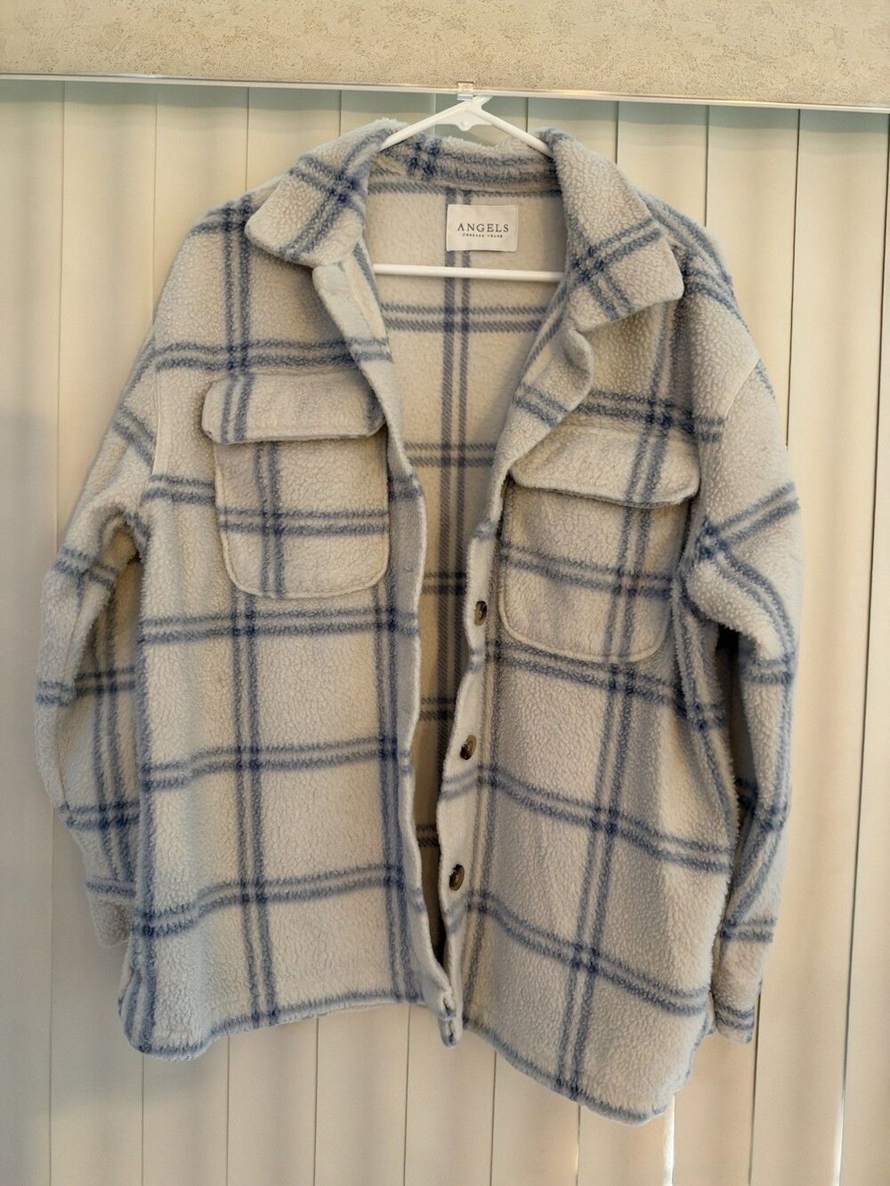 Angels Fleece Jacket Button Up Shacket Style Cozy Plaid Coat Beige/White & Blue
